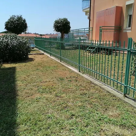 Mizar Lägenhetshotell Pietra Ligure