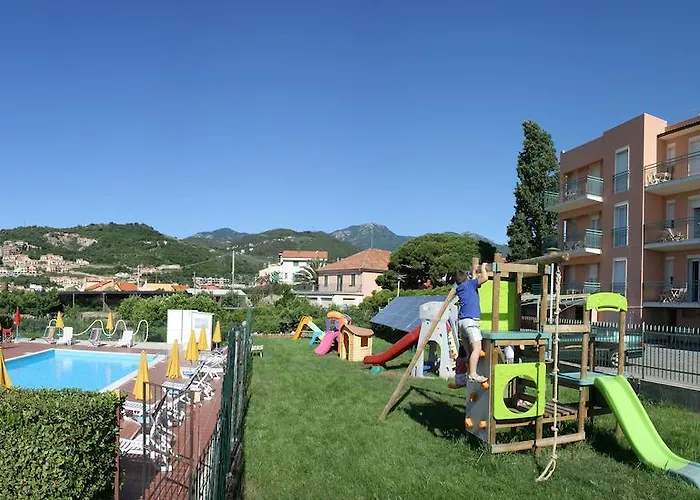 Mizar 4* Pietra Ligure