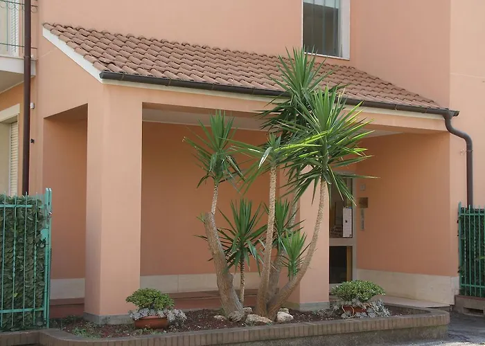 Mizar Lägenhetshotell 4*