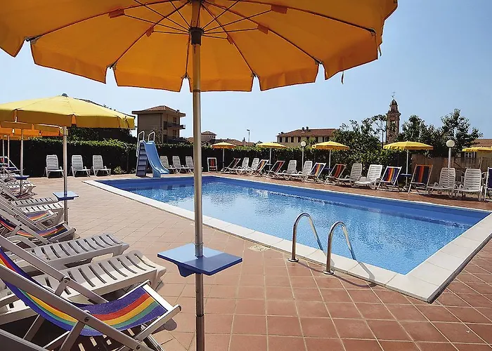 Mizar Lägenhetshotell Pietra Ligure