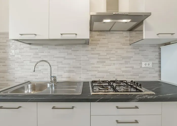 Lägenhetshotell Mizar 4*