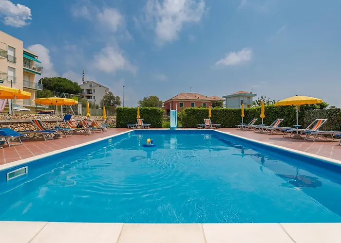 Lägenhetshotell Mizar Pietra Ligure